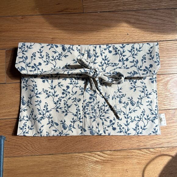 Agua by Agua Bendita Dust Bag Canvas Envelope Blue Cream Floral Boho Clutch - Picture 1 of 6